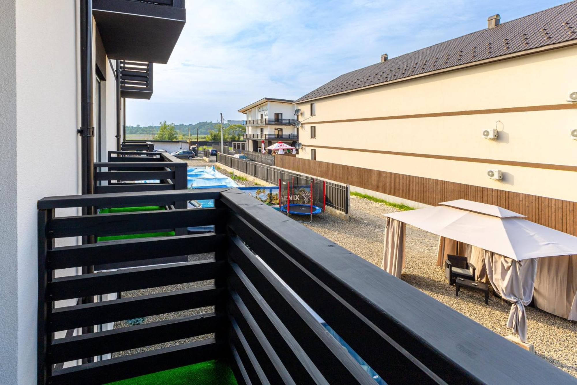 Fenix Hotel Solotvyno Exterior photo